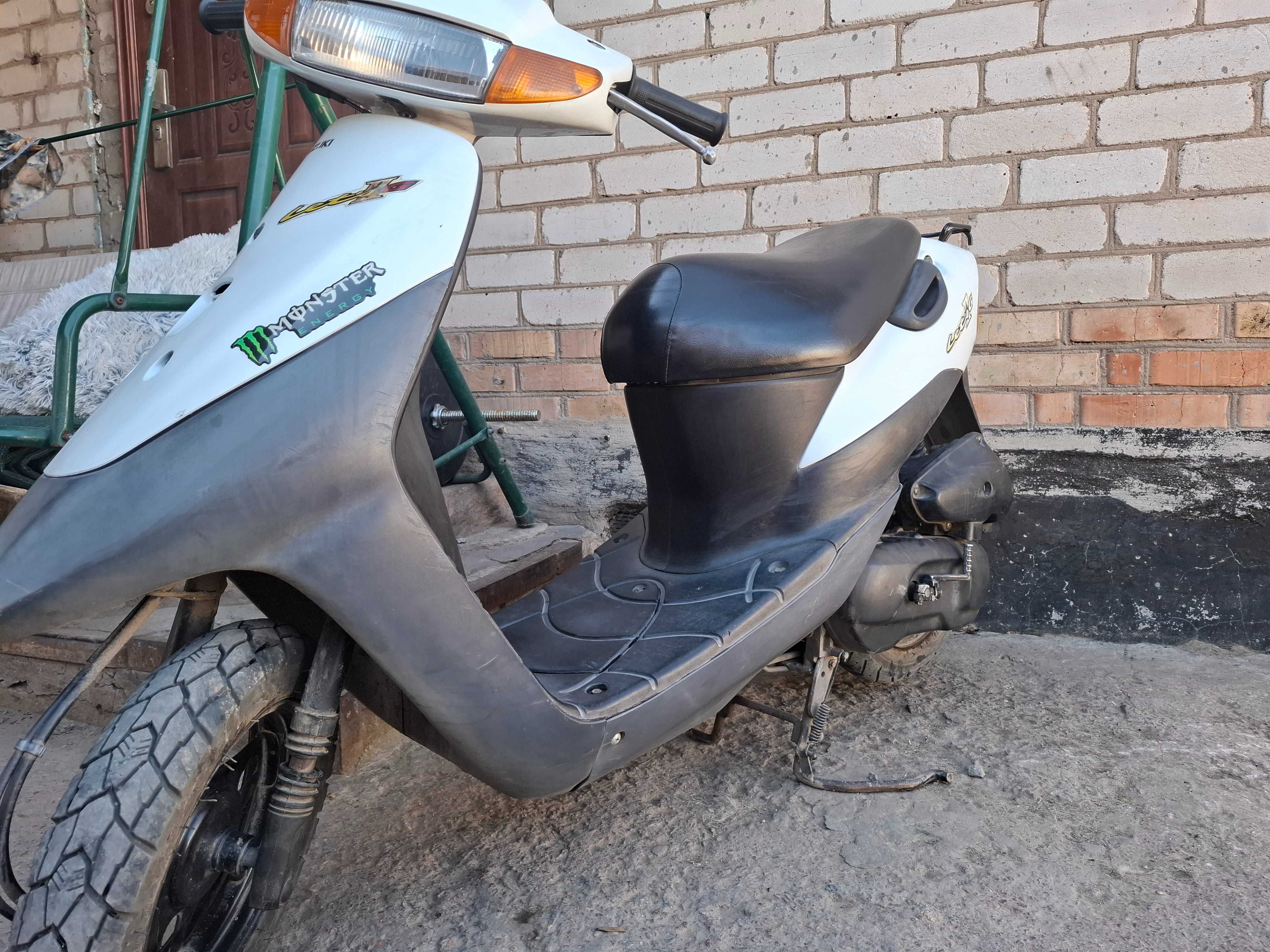 Продаж сузукі летс 2