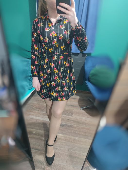 Elegancka krótka sukienka mini wiskoza Cropp XS