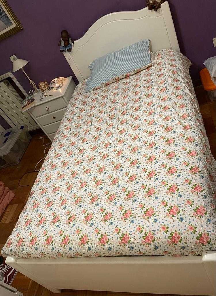 Cama de solteiro