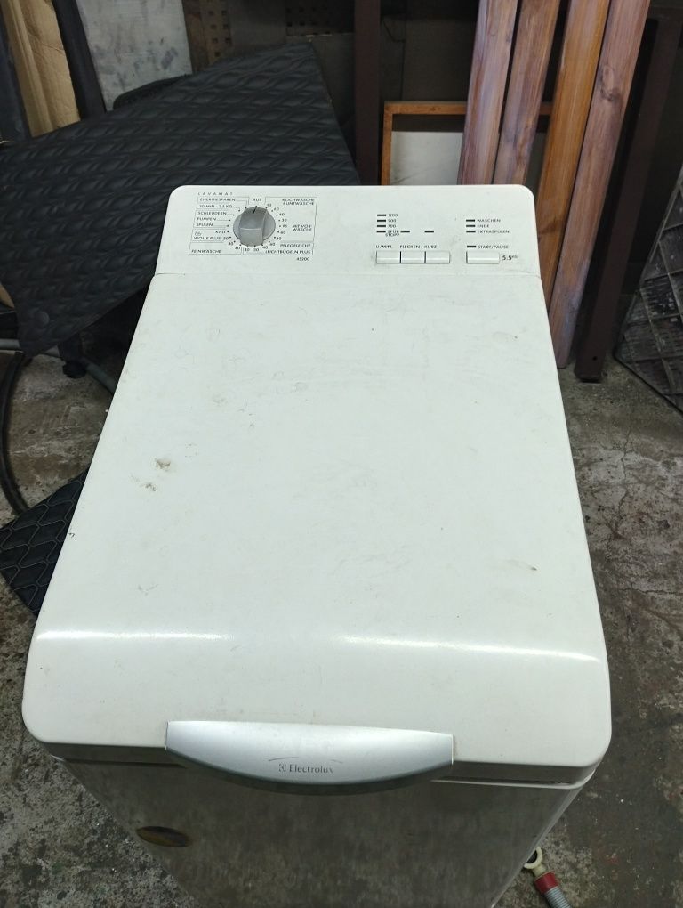 Пральна машинка Electrolux  5,5 кг