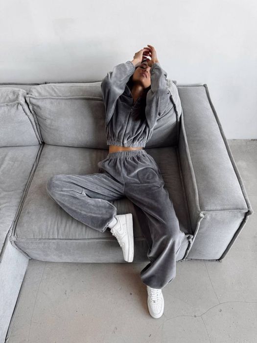 велюровий костюм