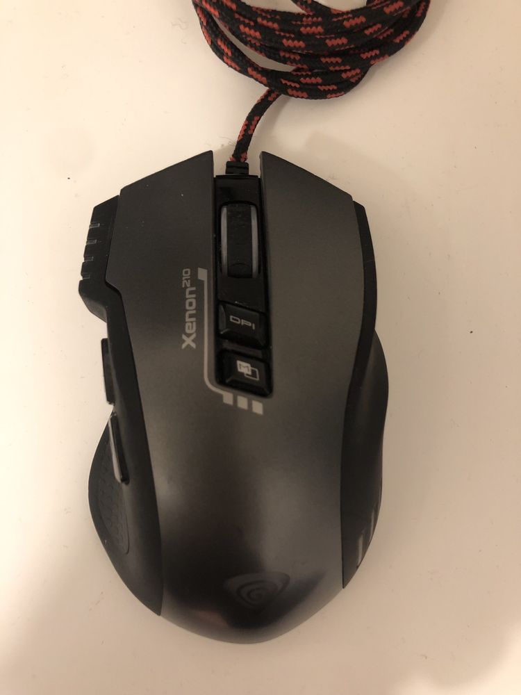 Myszka Genesis Xenon 210