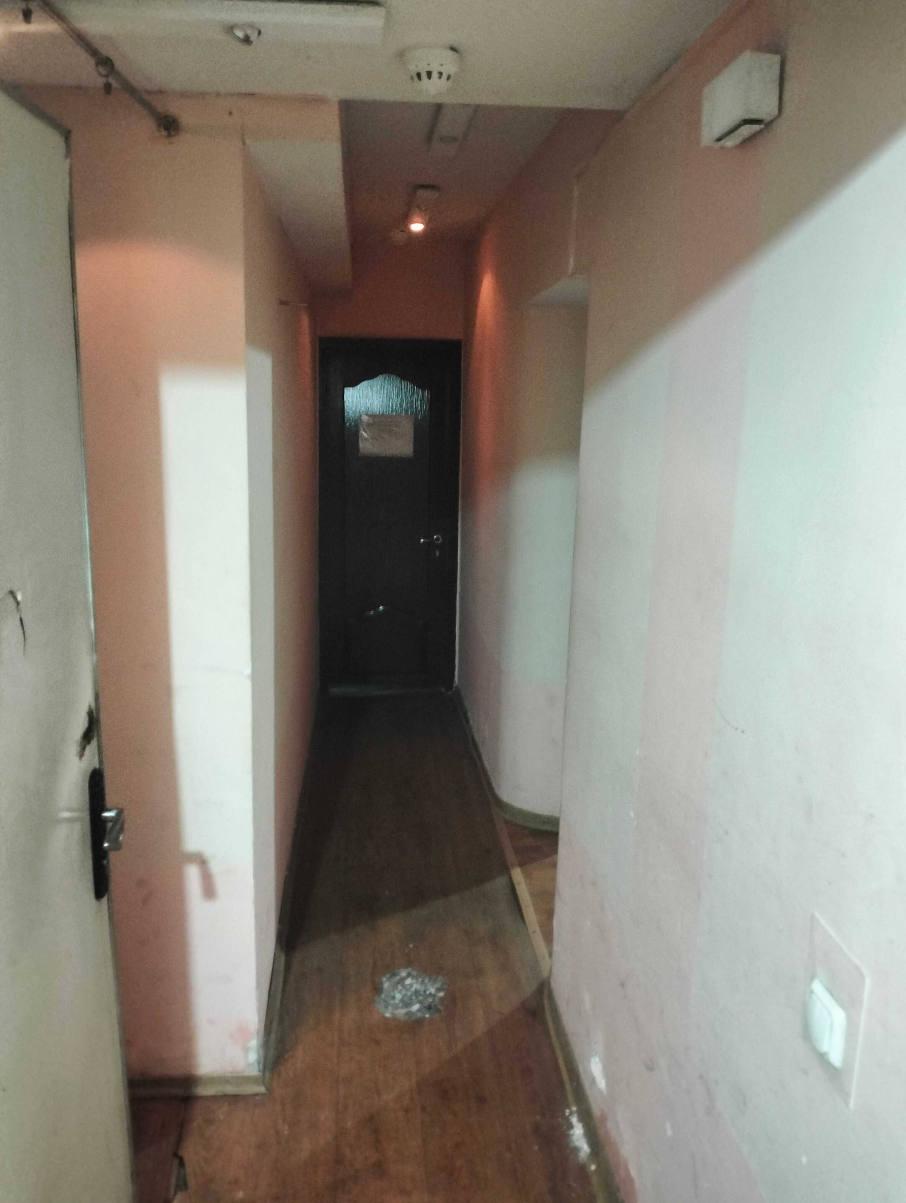 Оренда  нежитлового приміщення  52 кв.м. Перший поверх. Доступ - 24/7.