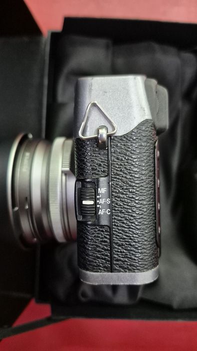 Fuji x100.                 .