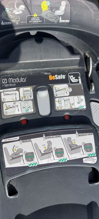 Fotelik samochodowy BeSafe iZi Modular i-Size plus baza