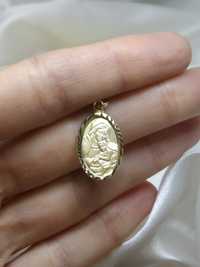 Złoty wisiorek medalik Matka Boska z Dzieciątkiem, złoto 585 komunia