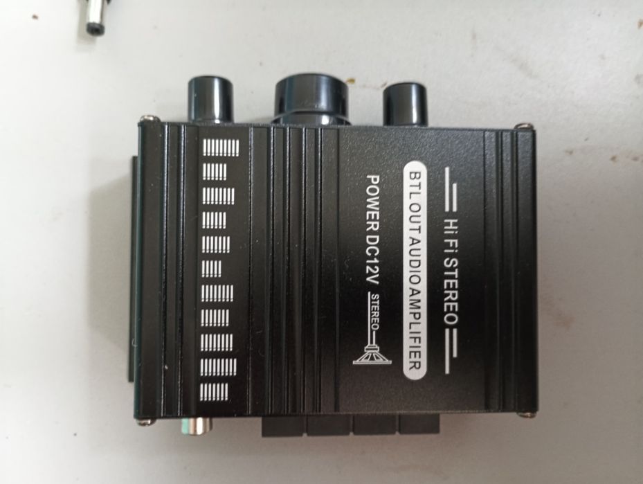 wzmacniacz stereo hi-fi