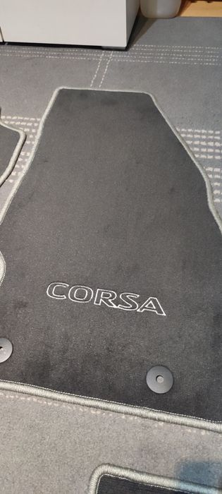 Oryginalne dywaniki CORSA D Opel welurowe ori