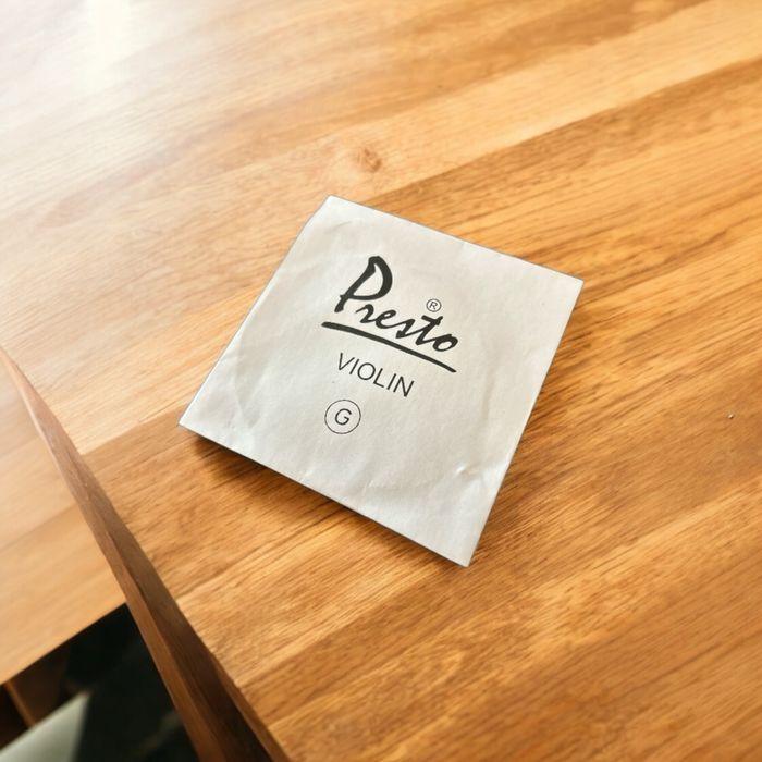 PRESTO struna E struna do skrzypiec 1/2