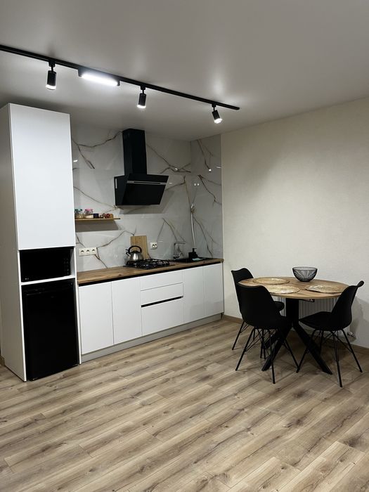 Оренда житла з гаражем подобово