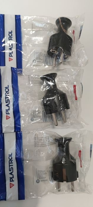 Wtyczka 230V na kabel czarna nowa