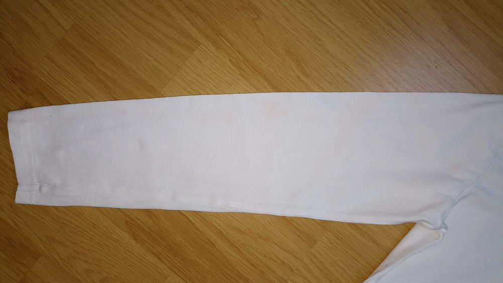 Bluzeczka do spania 134/140 biała
