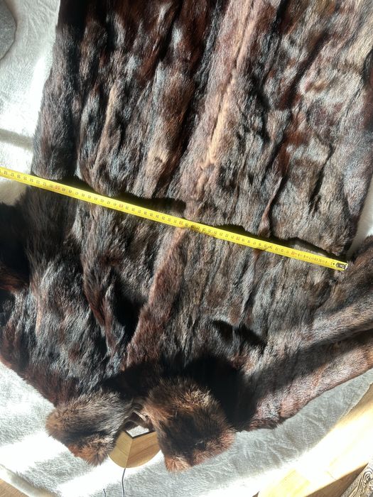 Długie futro naturalne czekoladowe z norki