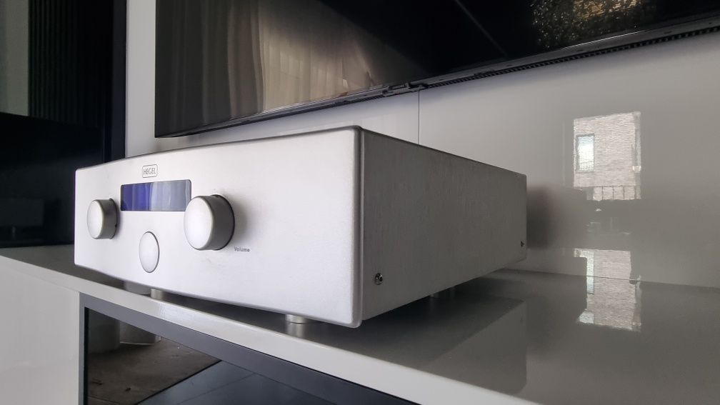 Wzmacniacz Hegel H200