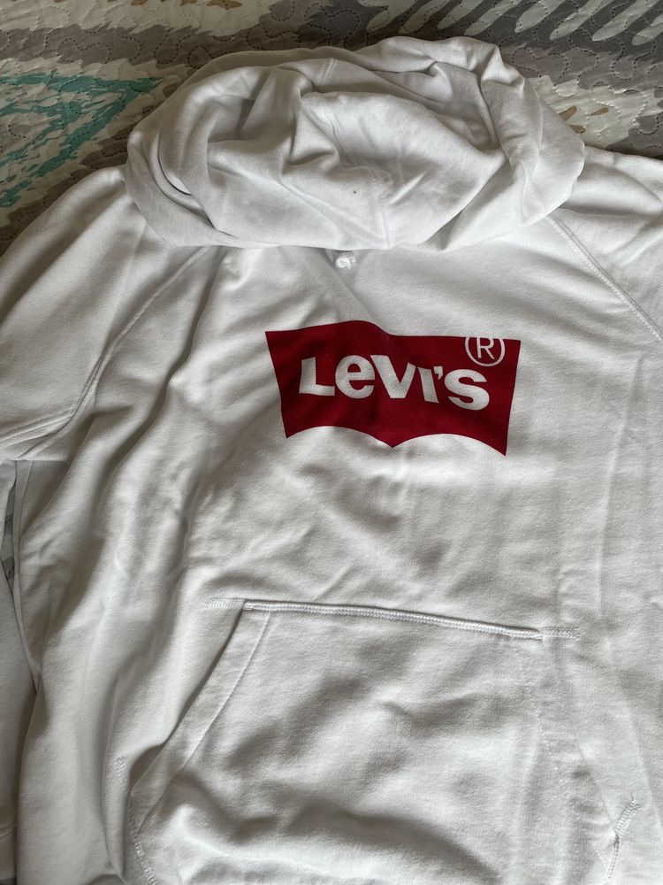 Sweatshirt branca Levis com capuz