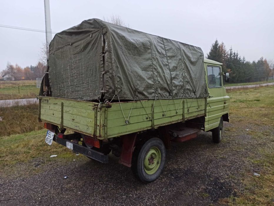 Żuk A 11 skrzyniowy z plandeka . Ważne Oc i przegląd. Niski przebieg.