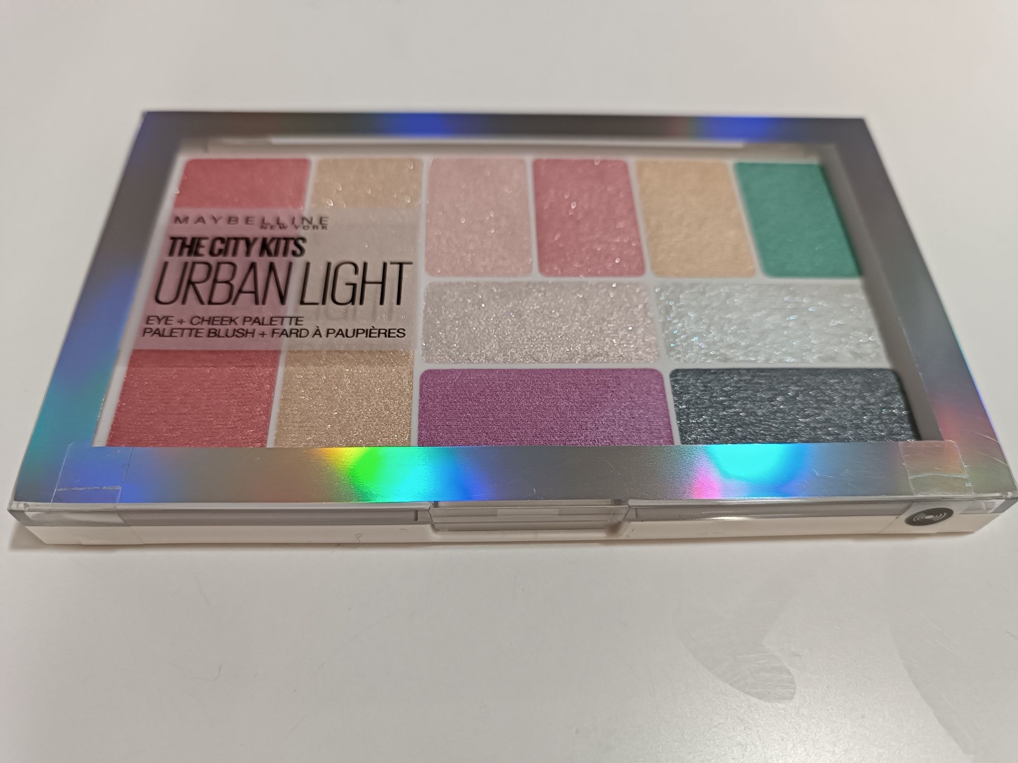 Maybelline The City Kits Urban Light paletka cieni