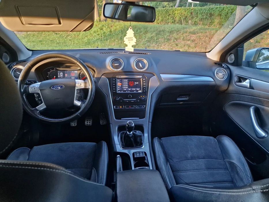 Ford Mondeo auto zadbane bogata wersja