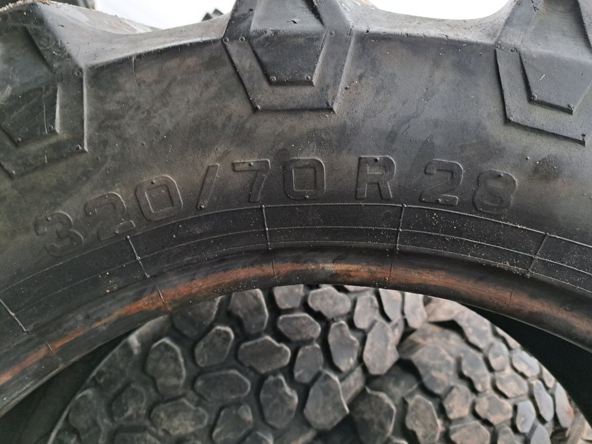 Opona 320/70r28  320/70-28