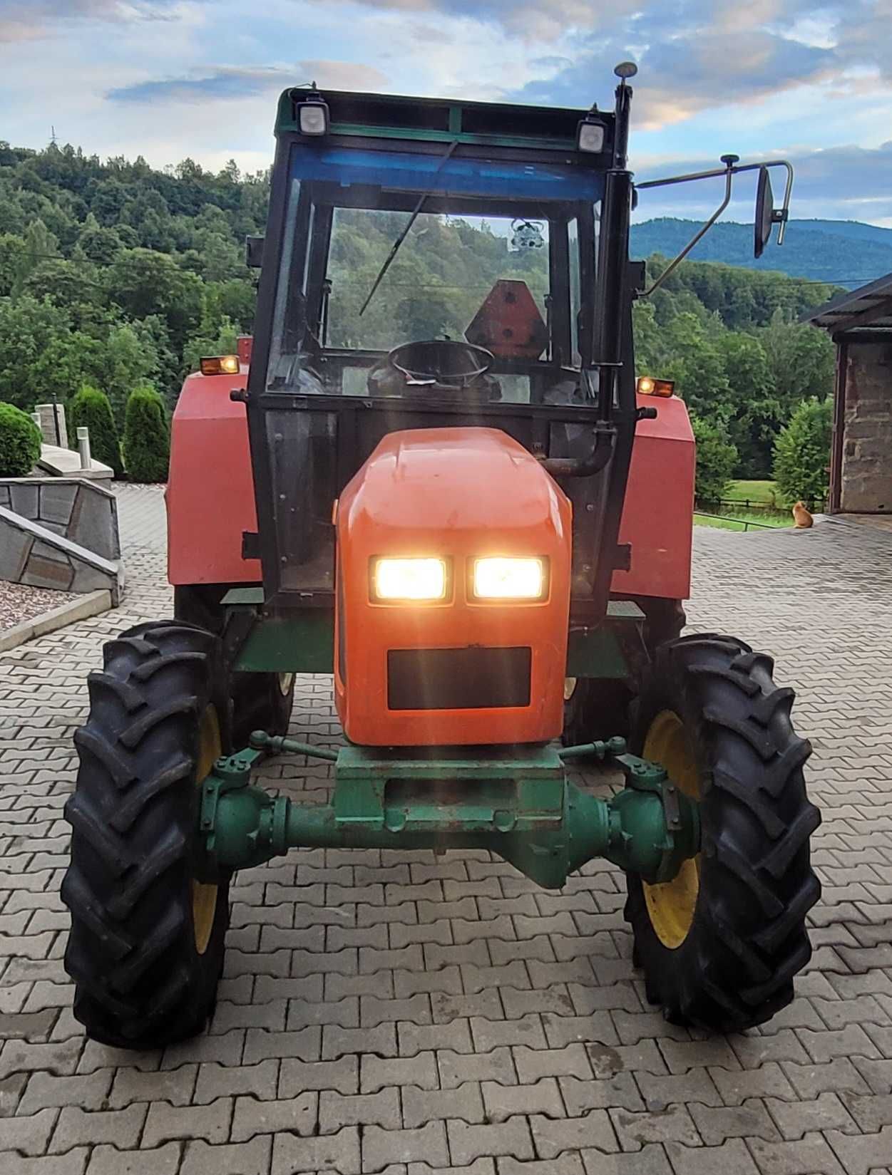 Ciagnik John derre 2130. Naped 4x4. 75km. Same. Zetor