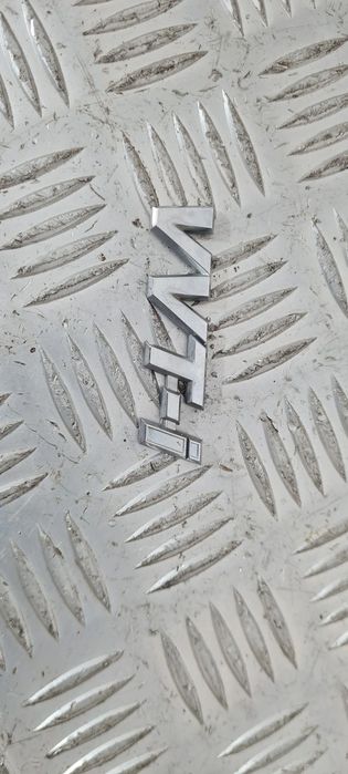 Toyota Rav4 II Emblemat VVT-I