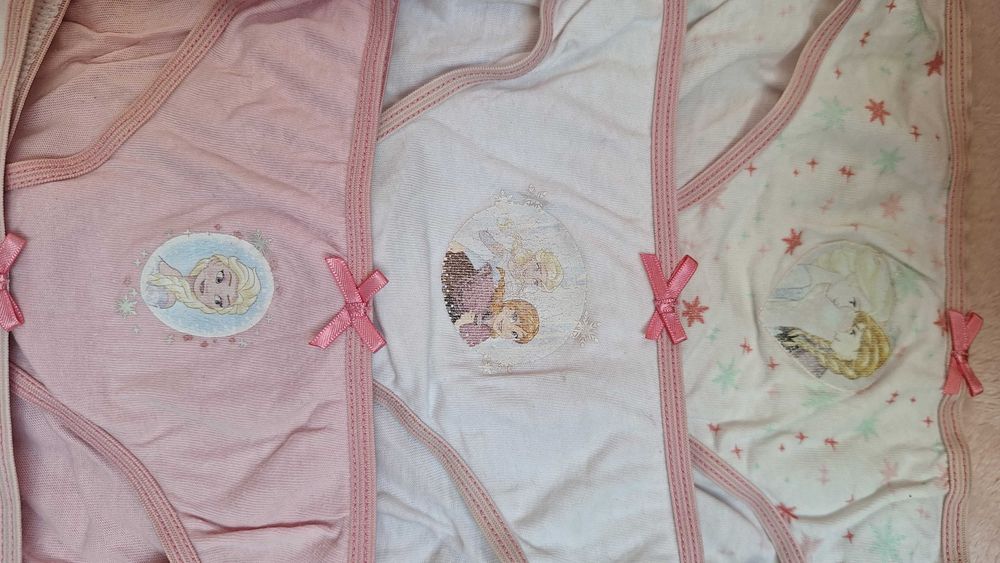 Zestaw bawełnianych majtek dla dziewczynki C&A