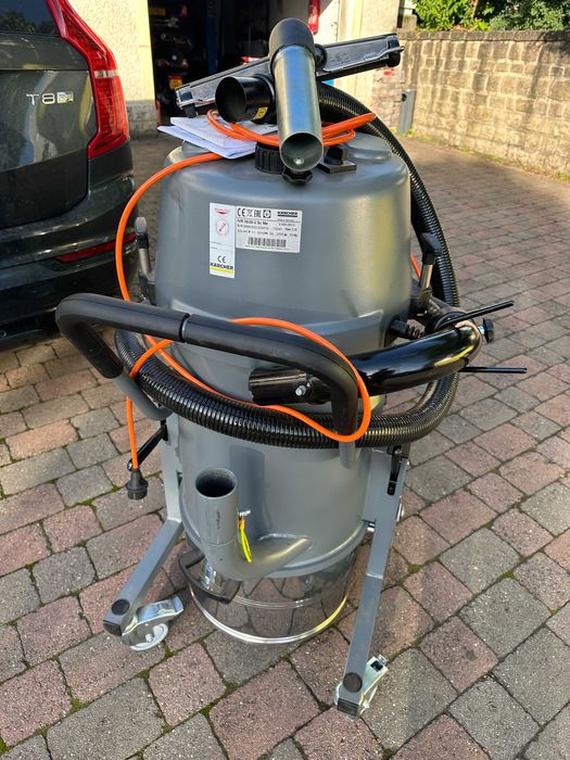 Odkurzacz przemysłowy Karcher IVR-B 30/15 Me