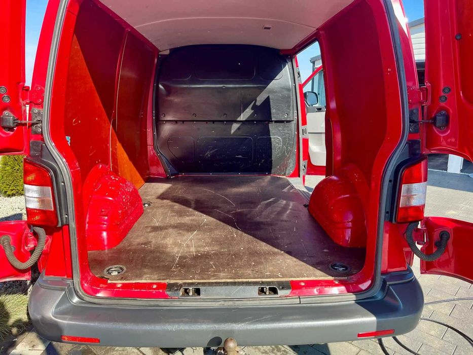 VW T5 lift Transporter 2,0 TDI Zadbany egzemplarz