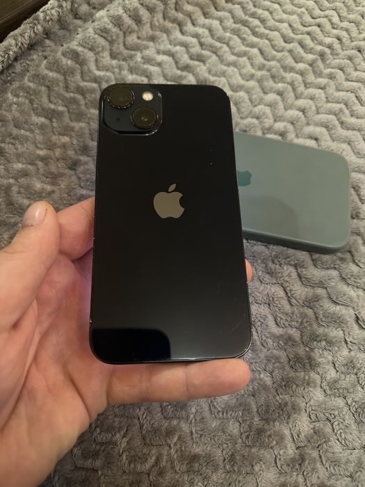 Продам iphone 13 128gb