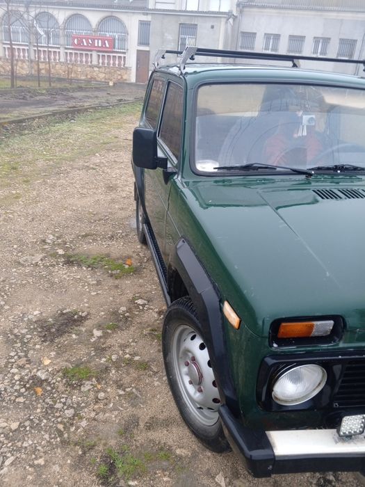 Продам ниву 21213