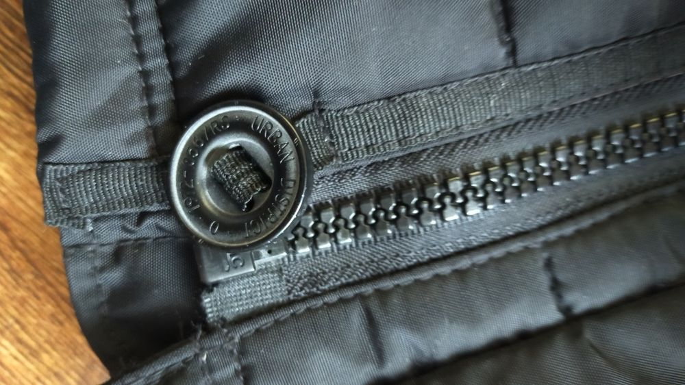 Куртка зимова S М