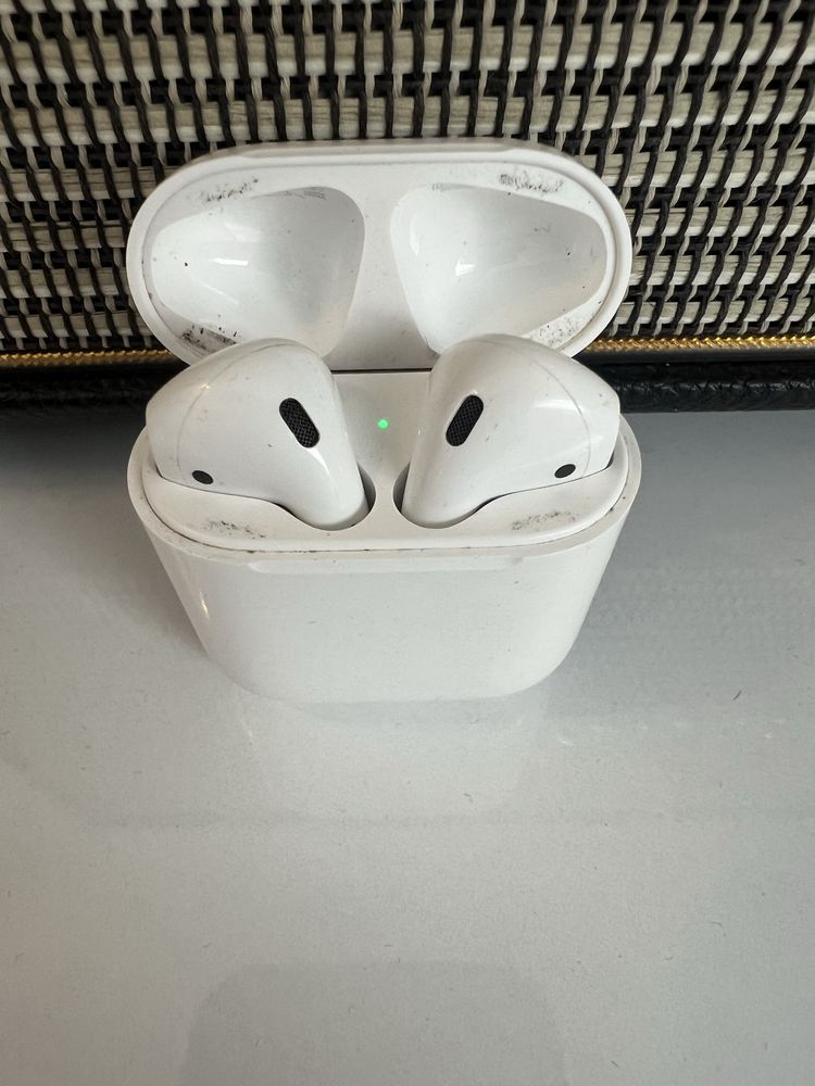 Apple AirPods 1