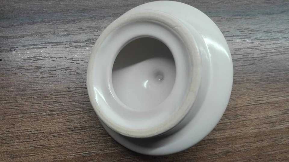 NANA Kichenette żeliwny czajnik dzbanek z podstawa bambus japandi wabi