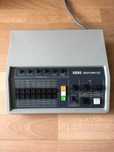 Аналогова драм машина Korg KR-55