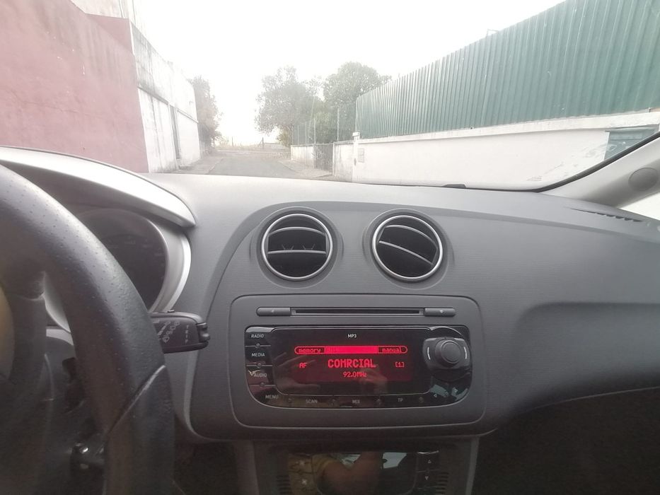 SEAT Ibiza 1.6 TDI único dono impecável
