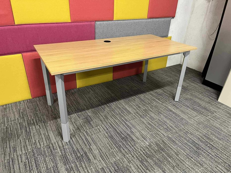 Biurko stół Kinnarps 160x80 z regulacją wysokości 20cm w stopce okazja