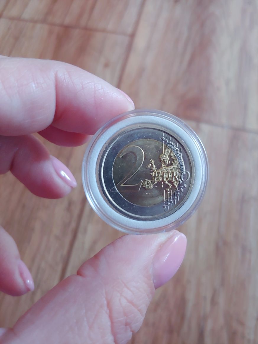 набор монет Италия 2 евро 2012 и 500 лир марки футляр
