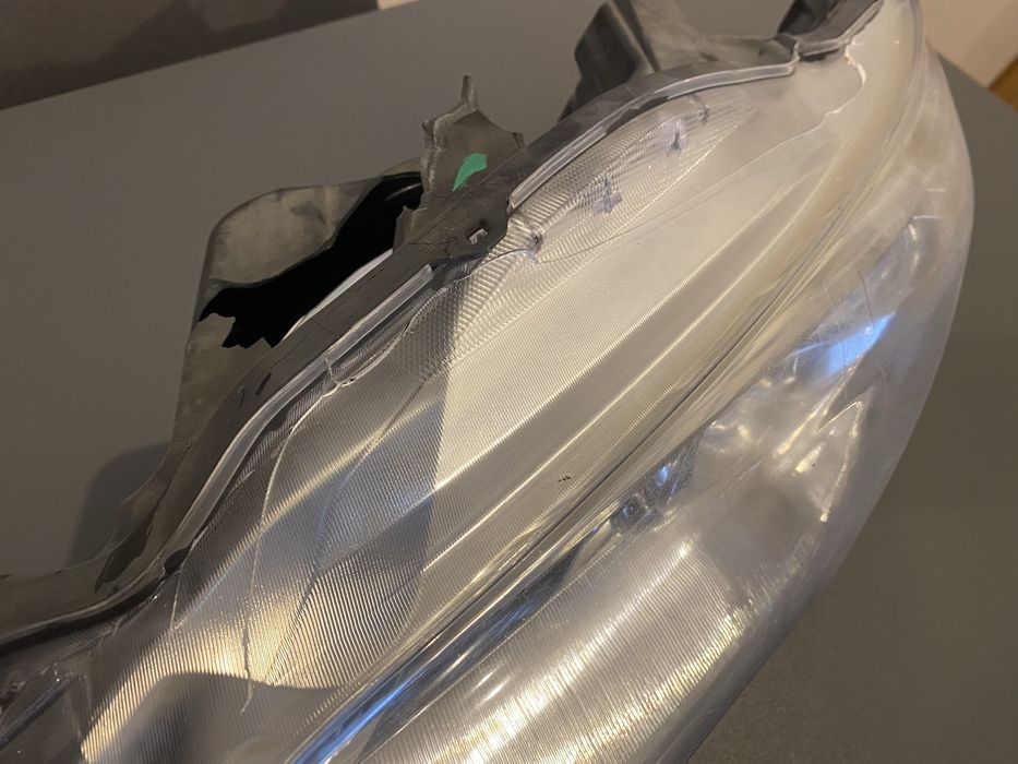 Фара водійська Toyota Camry 2016