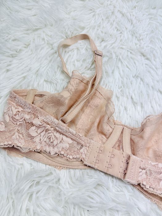 Biustonosz miękki fiszbiny 70D beżowy Change