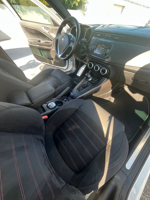 Alfa Romeo giulietta 1.6 JTDm tct super