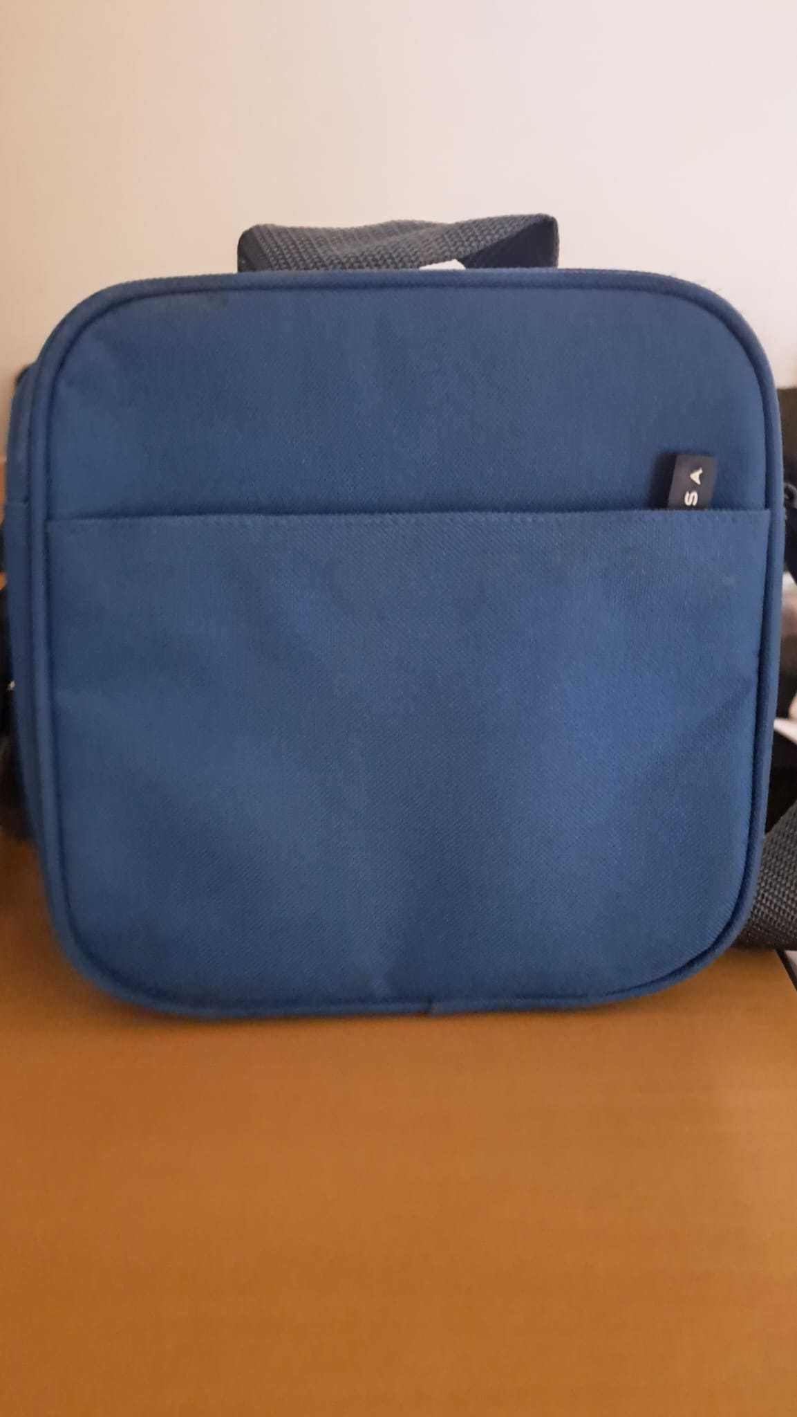 Lancheira marca KASA