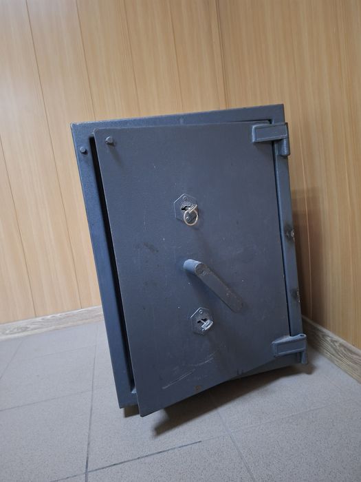 Банківський сейф