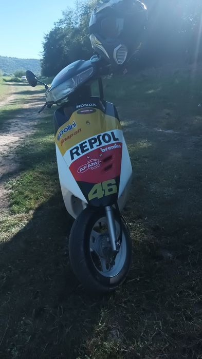 Продаю хонда дио 27 срочно торг