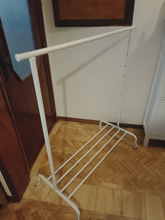 Suporte para cabides RIGGA - Ikea