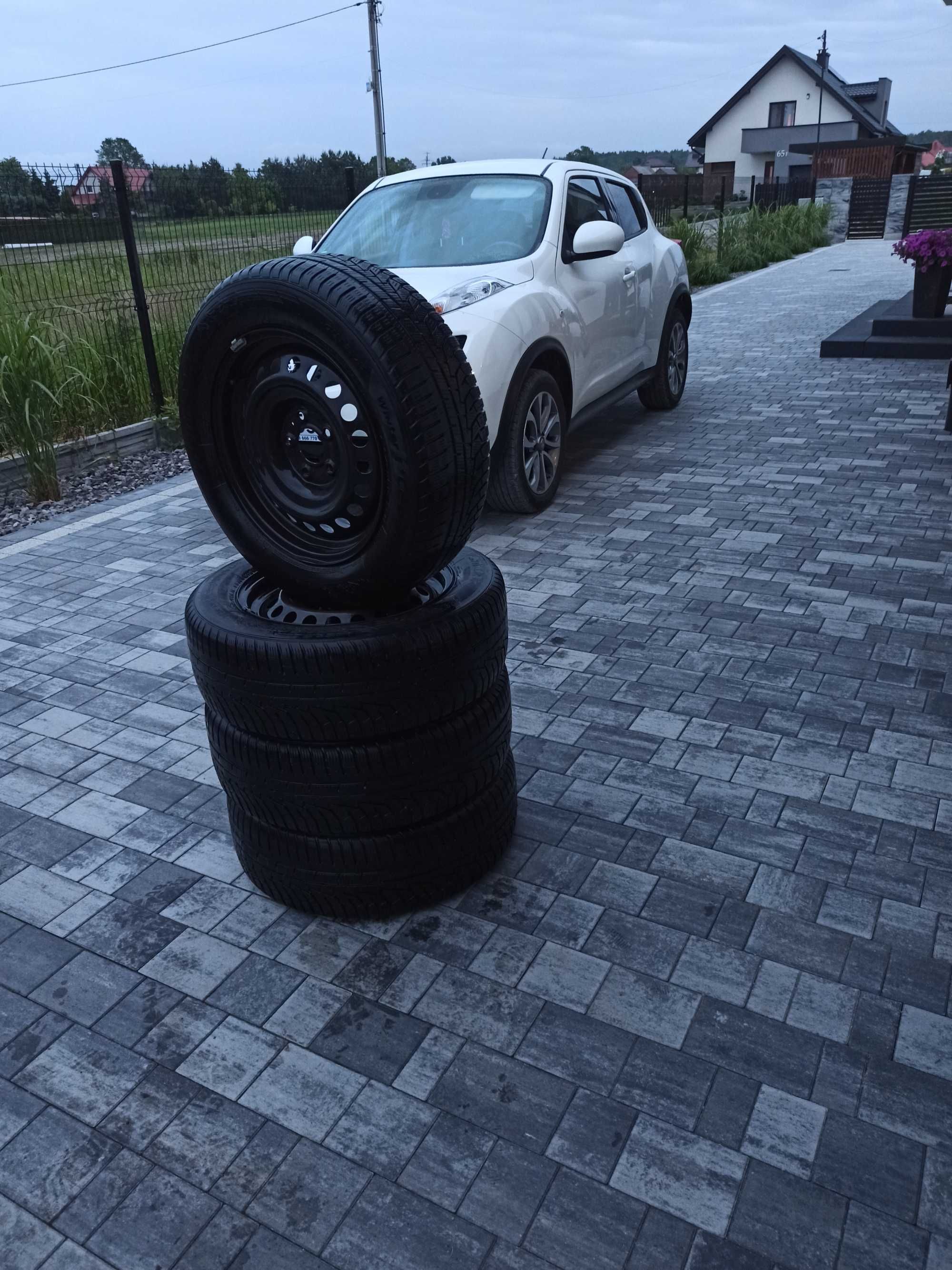 Opony felgi R16 nissan juke