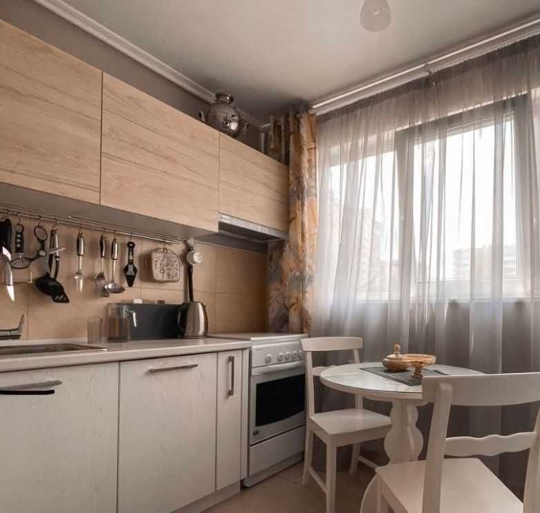 Быстро продам 3 комнатную квартиру на Салтовке, м. Героев Труда