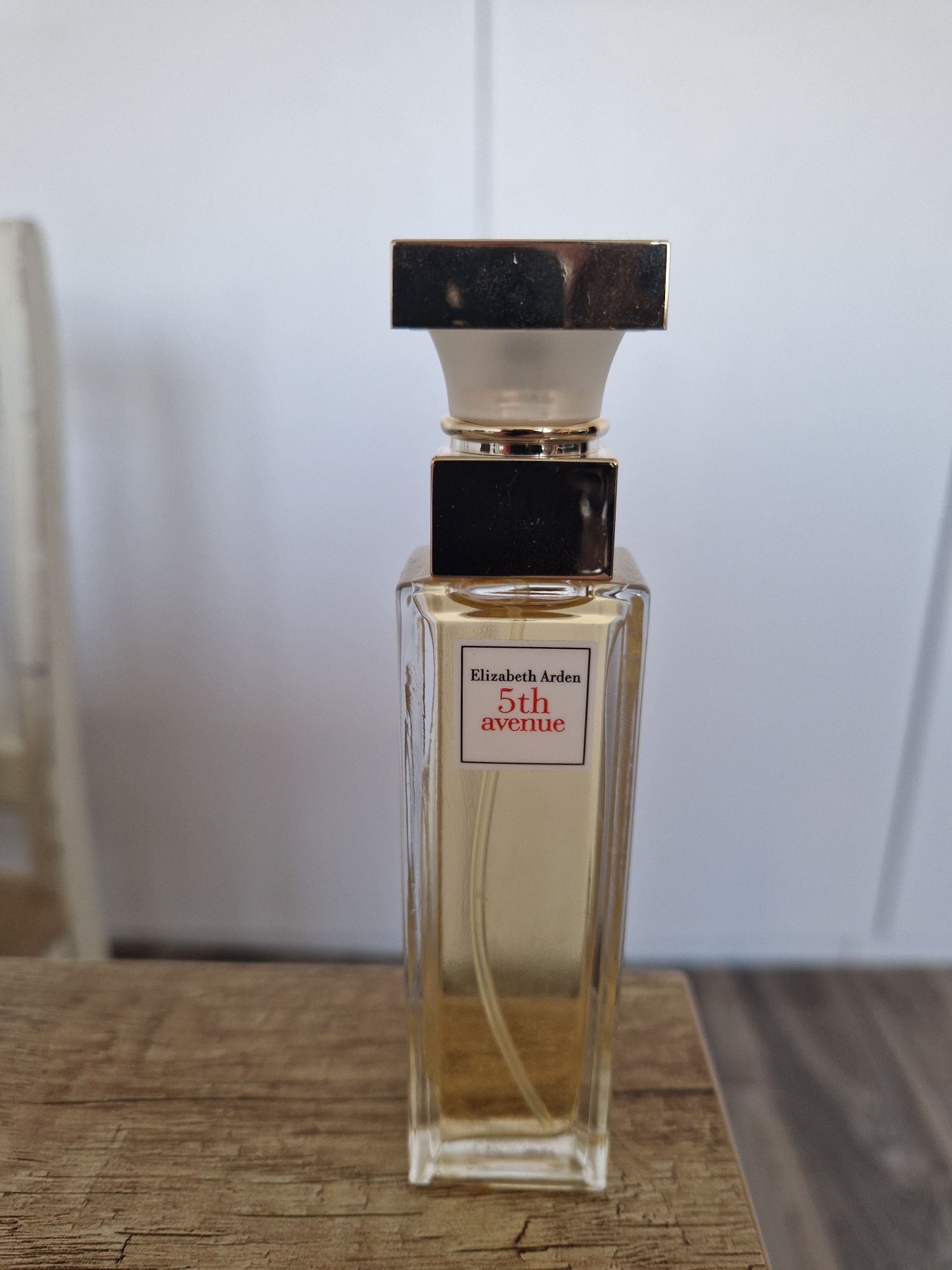 Woda Toaletowa Elizabeth Arden 5th Avenue