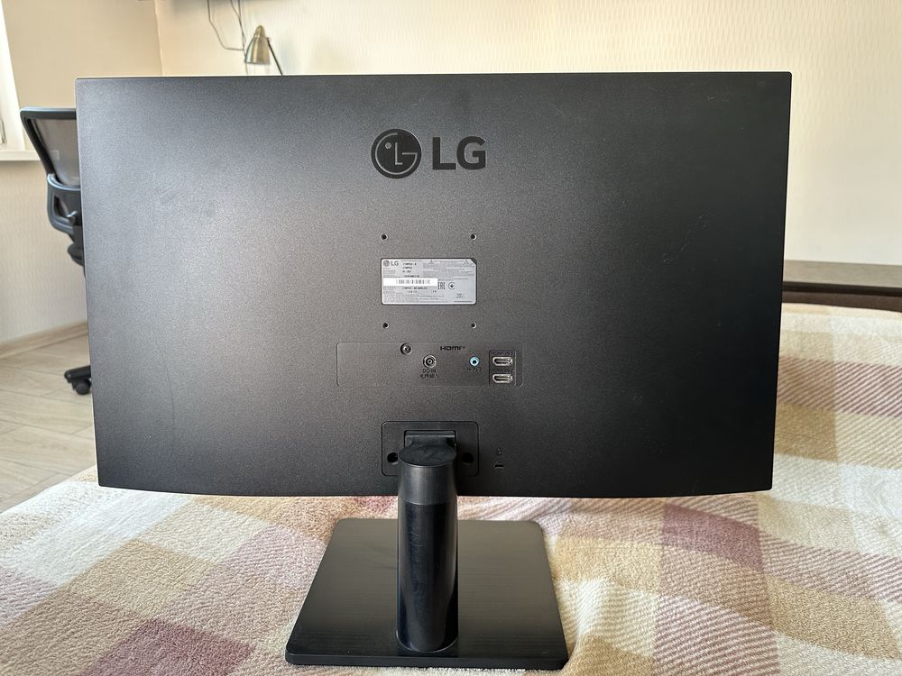 Монитор LG 27MP500-B