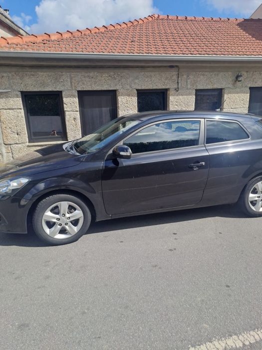 Kia Ceed 2010 - Gasolina