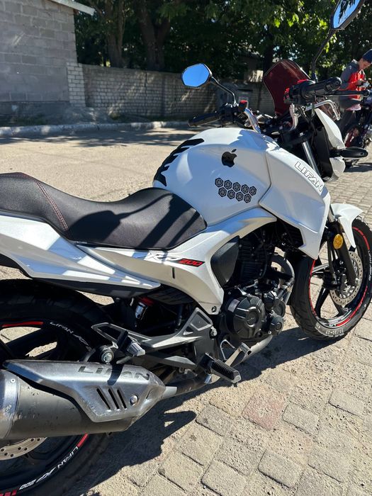 Продам ліфан кп 200